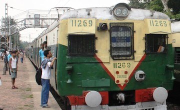 রেল সংস্কারের জন্য বন্ধ থাকবে বেশ কিছু ট্রেন