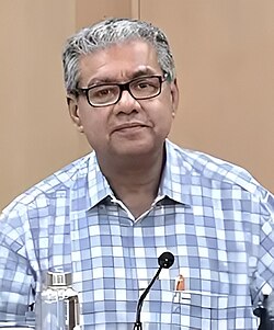 আগের সরকারের জমানার বদলি হওয়া চিকিৎসকদের ফেরালো বর্তমান সরকার